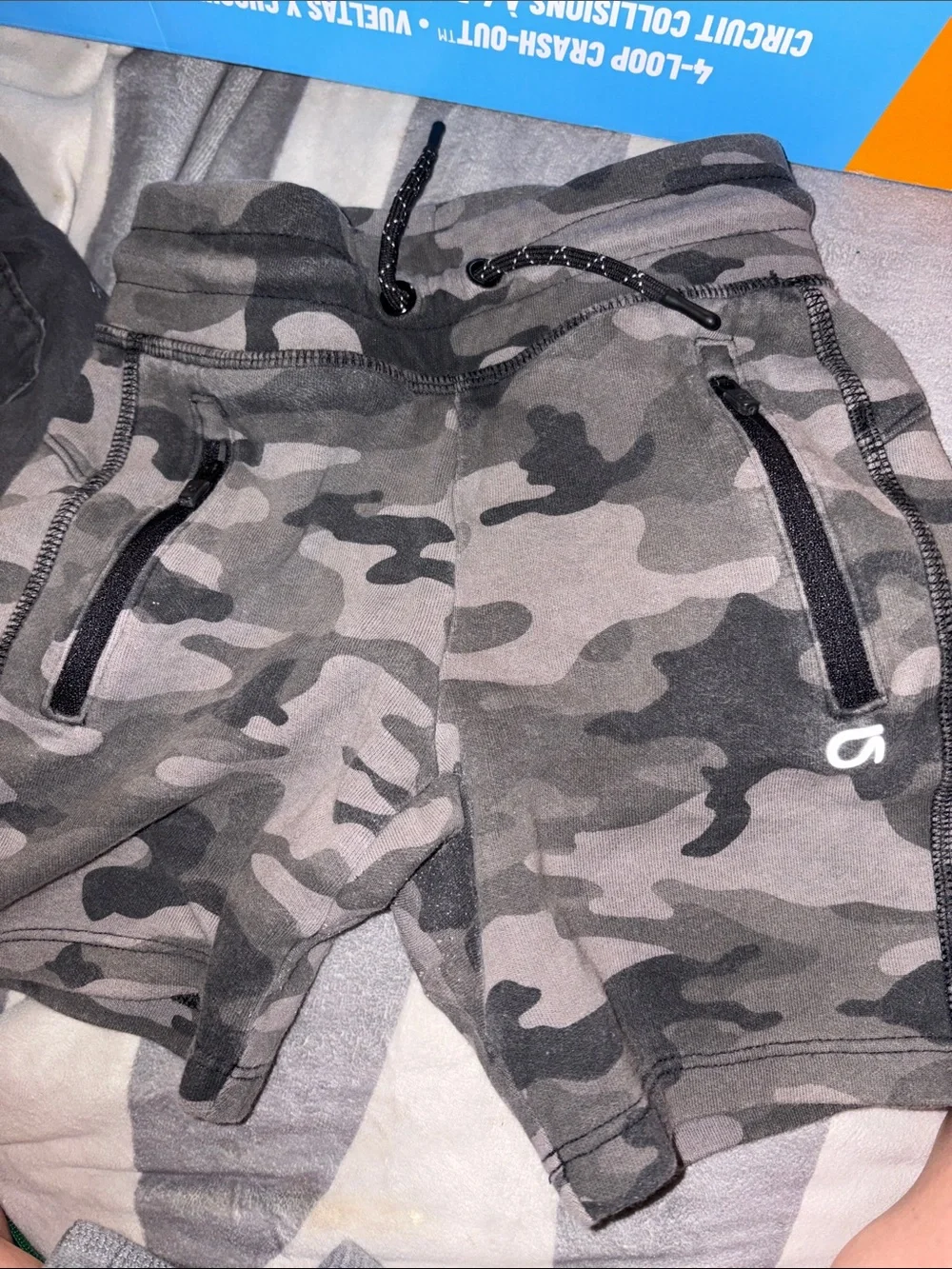 3/$20! GAP boys kids XS (size 4-5) Gray Camo Drawstring Kids Shorts